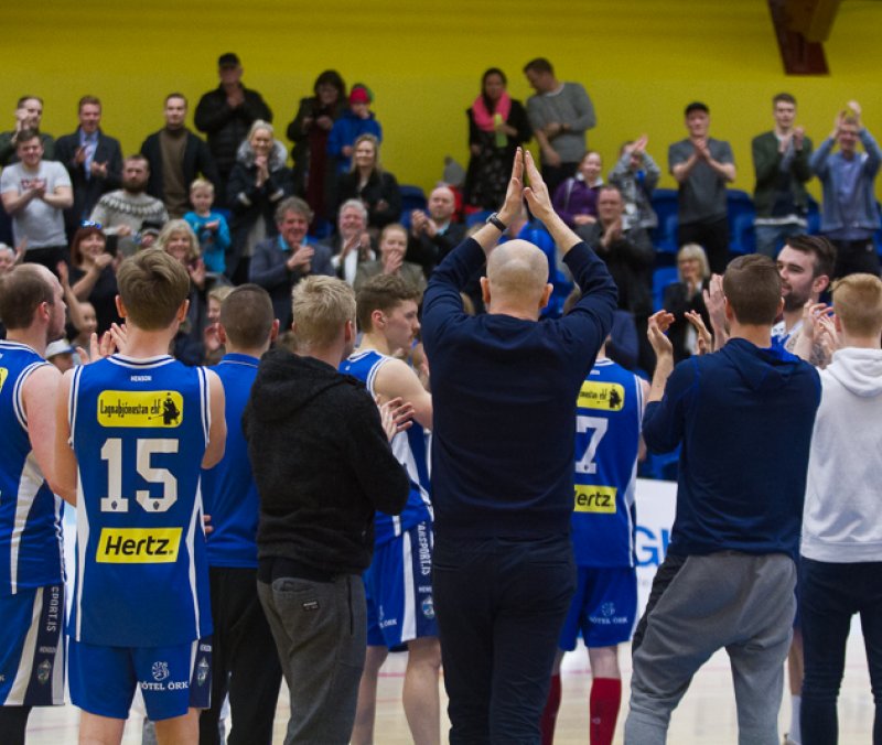 Körfuboltaleikur Hamars og Fjölnis í Frystikistunni