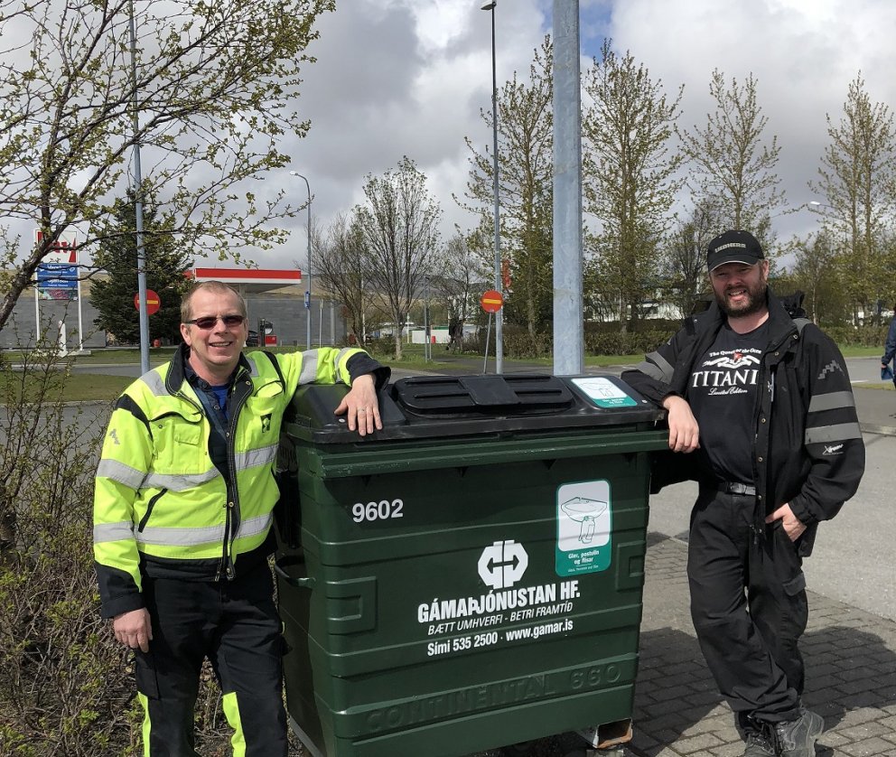 Móttaka á gleri við Sunnumörk