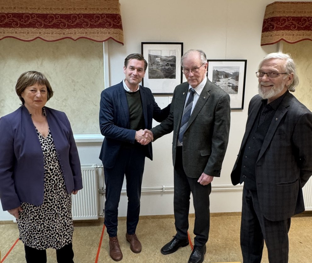 Þjónustusamningur við Félag eldri borgara undirritaður