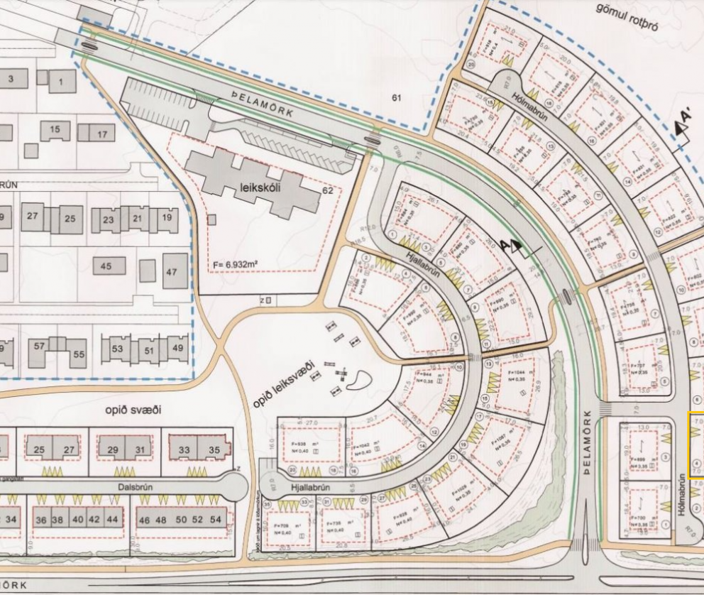 Laus lóð við Hólmabrún 4