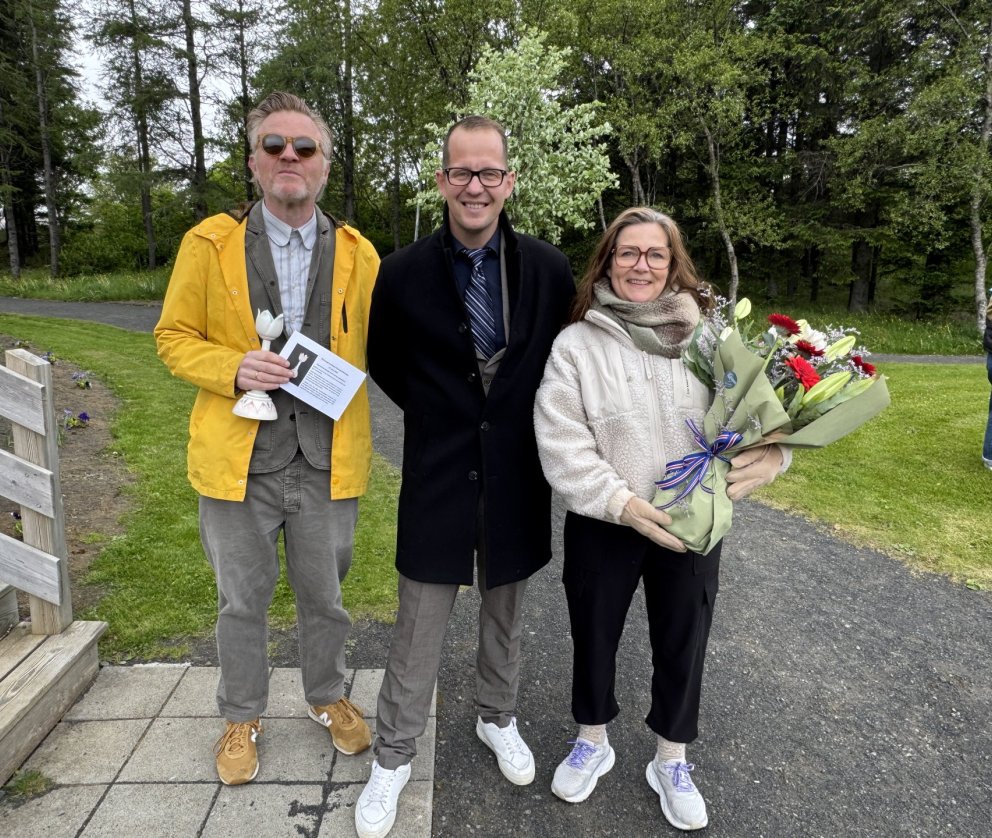 Jónas og Áslaug Hanna í Blómaborg fengu menningarverðlaun Hveragerðisbæjar árið 2026. Verðlaunin vor&hellip;
