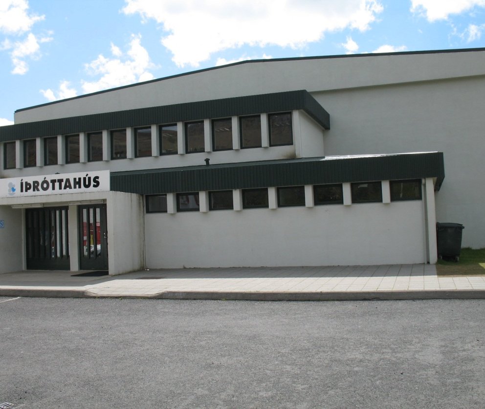 Breyting á deiliskipulagi miðbæjarsvæðis vegna íþróttahúss