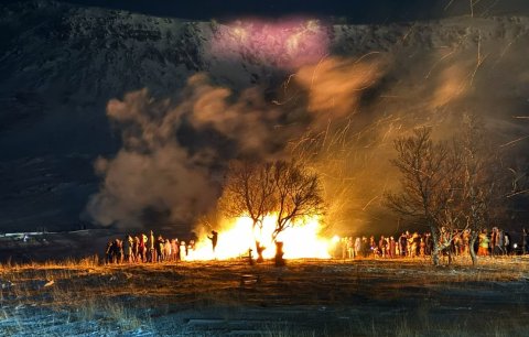 Áramótabrenna og flugeldasýning á gamlárskvöld