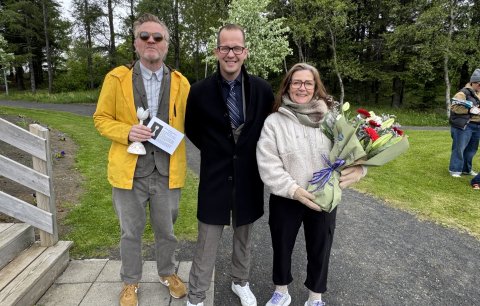 Jónas og Áslaug Hanna í Blómaborg fengu menningarverðlaun Hveragerðisbæjar árið 2026. Verðlaunin vor&hellip;